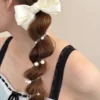ยางรัดเกลียวโทรศัพท์ดีไซน์โบว์ประดับมุก โบว์ขาว